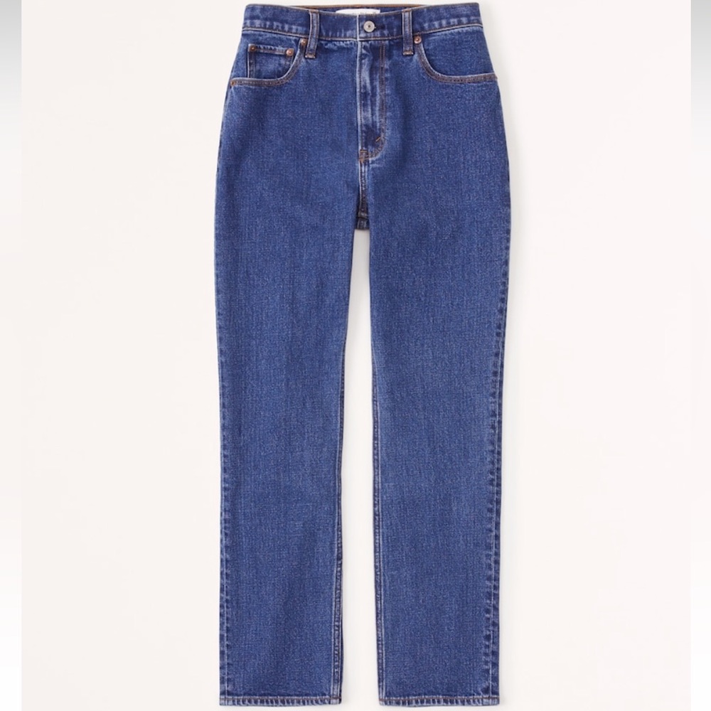 Curve Love Ultra High Rise Ankle
Straight Jean in Dark Wash (26 Regular)